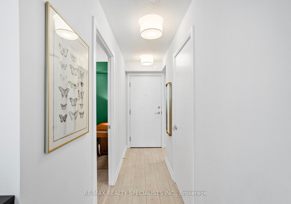 525-adelaide-street-w-toronto-ontario-c12502894
