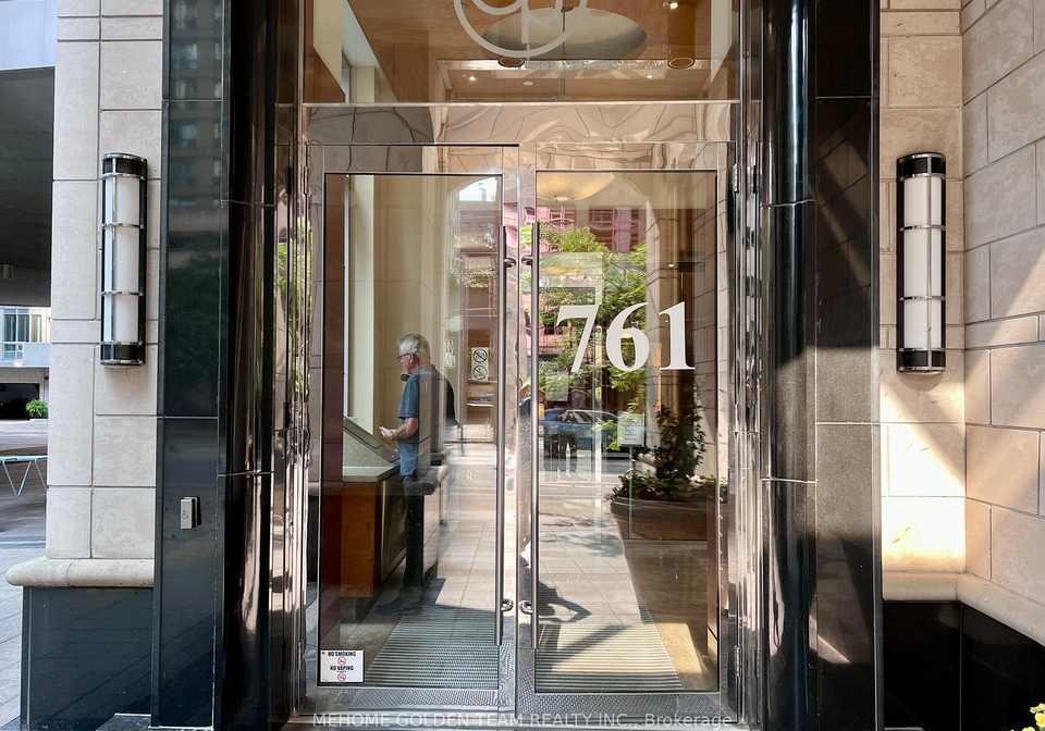 761-bay-street-toronto-ontario-c12502898