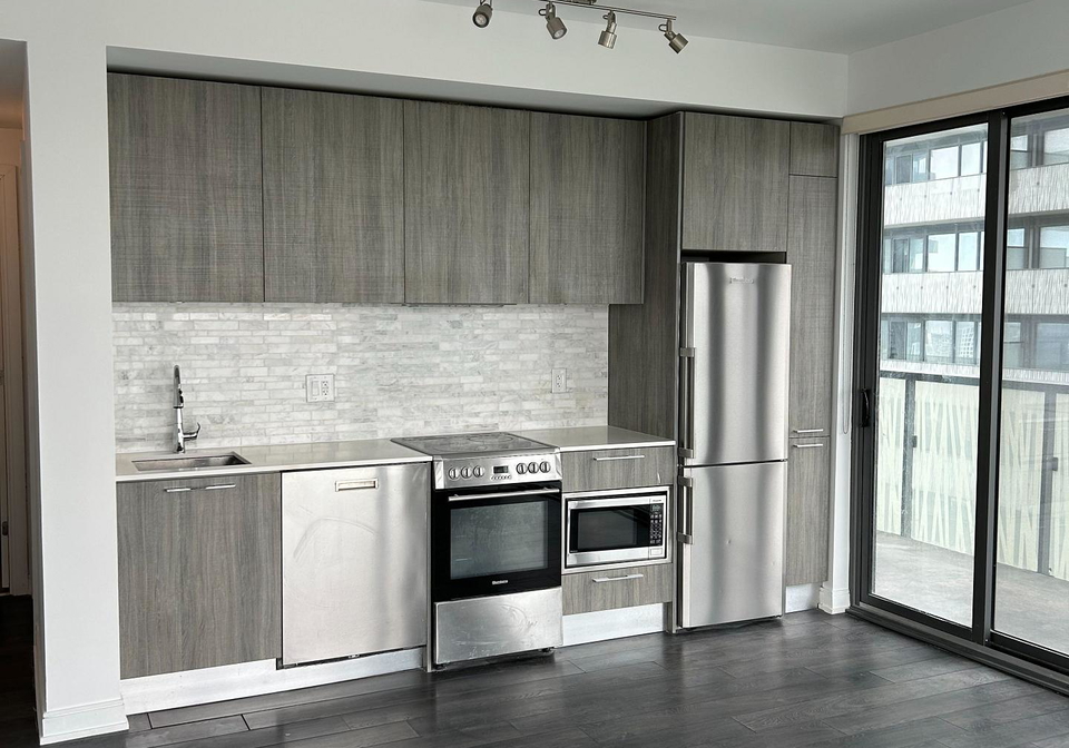50-charles-street-e-toronto-ontario-c12503286