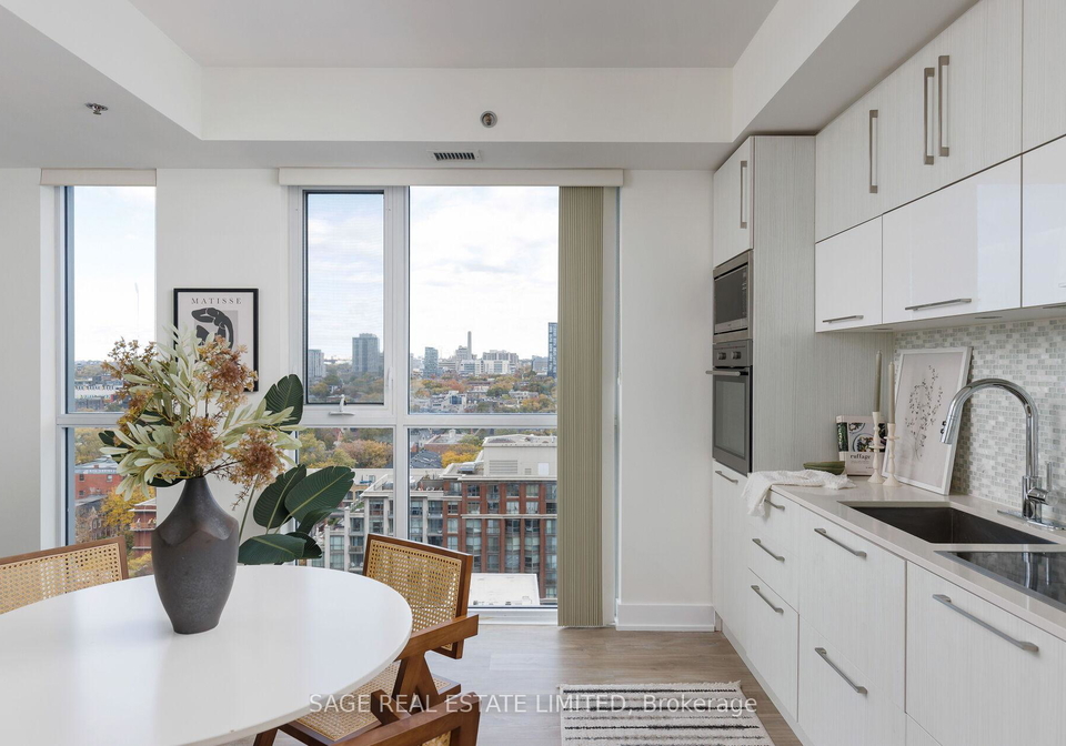 318-richmond-street-w-toronto-ontario-c12503494
