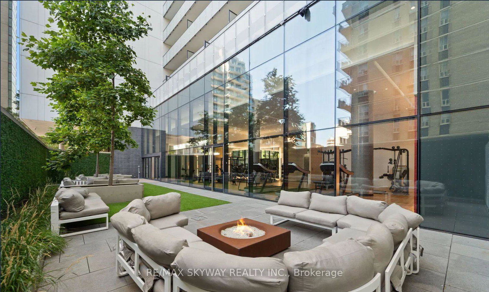 185-roehampton-avenue-toronto-ontario-c12503736