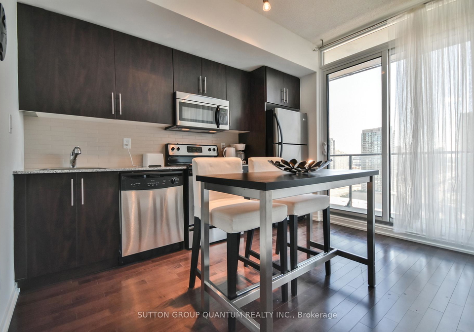 55-bremner-boulevard-toronto-ontario-c12504088
