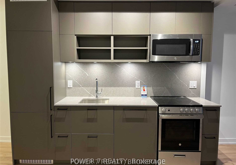 135-east-liberty-street-toronto-ontario-c12504158