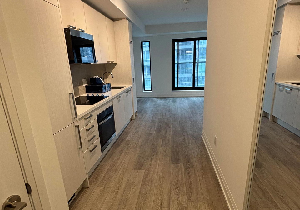 20-soudan-avenue-toronto-ontario-c12504414