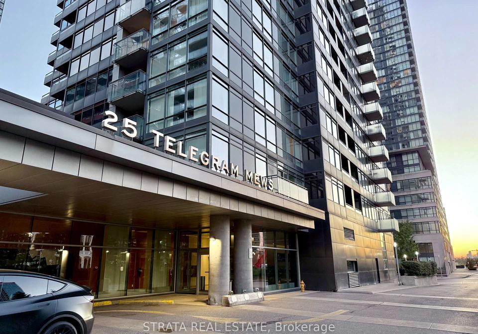 25-telegram-mews-toronto-ontario-c12504484
