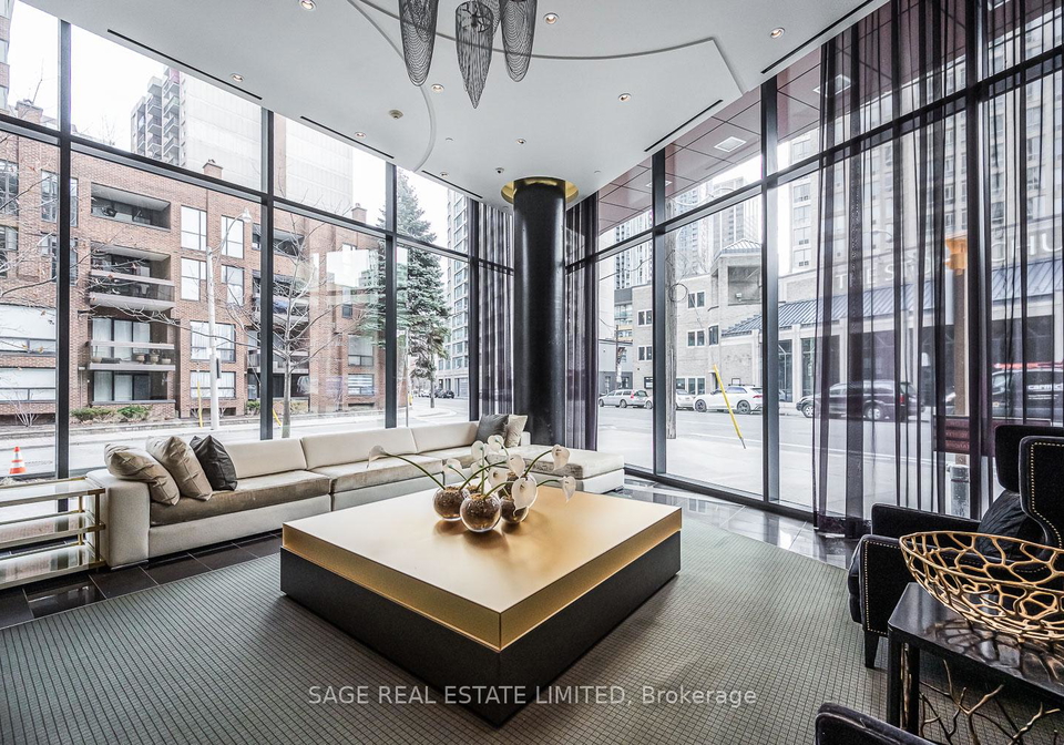 32-davenport-road-toronto-ontario-c12504486