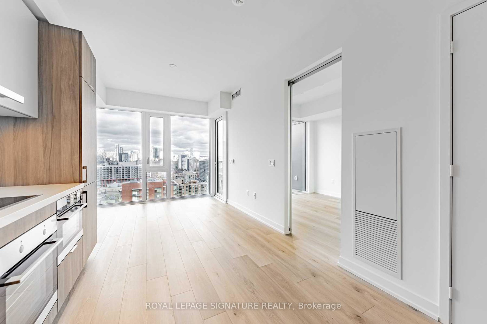 158-front-street-e-toronto-ontario-c12504748