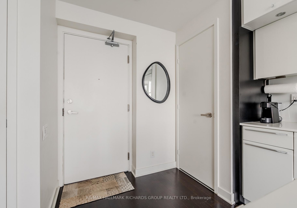 15-grenville-street-toronto-ontario-c12505188