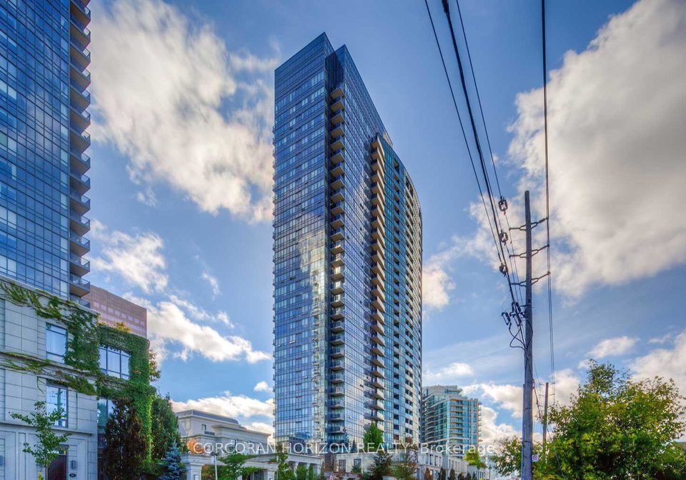 15-greenview-avenue-toronto-ontario-c12505286