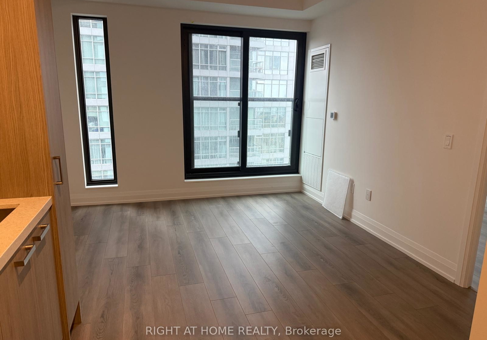 20-soudan-avenue-toronto-ontario-c12505348