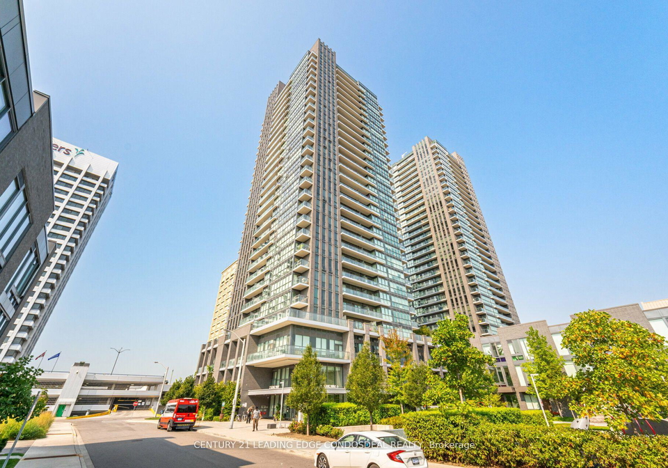 2-sonic-way-east-york-ontario-c12505402