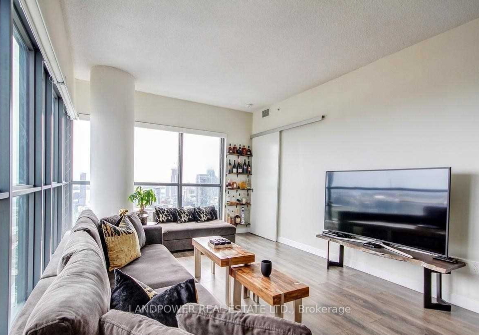 159-dundas-street-e-toronto-ontario-c12505438