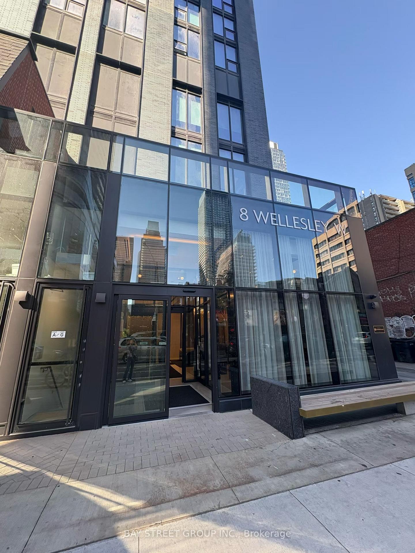 8-wellesley-street-w-toronto-ontario-c12505632