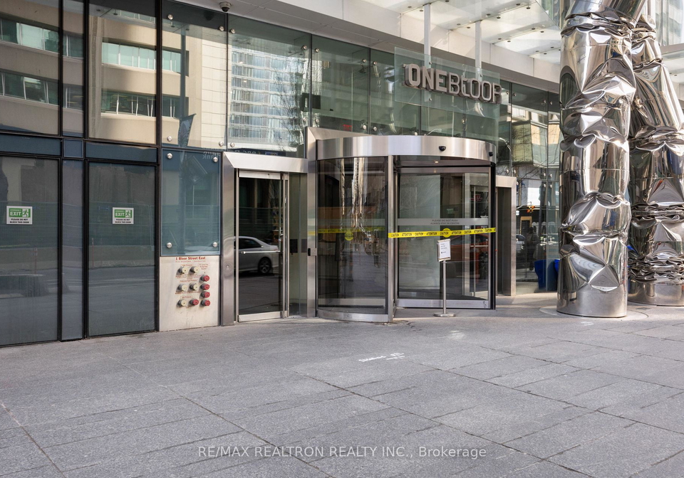 1-bloor-street-toronto-ontario-c12505706