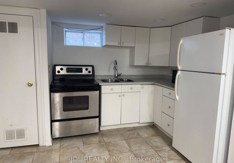 47-anndale-drive-north-york-ontario-c12505850