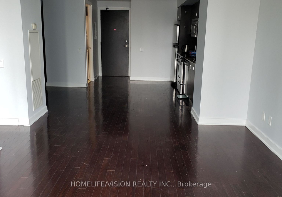 33-charles-street-e-toronto-ontario-c12506146