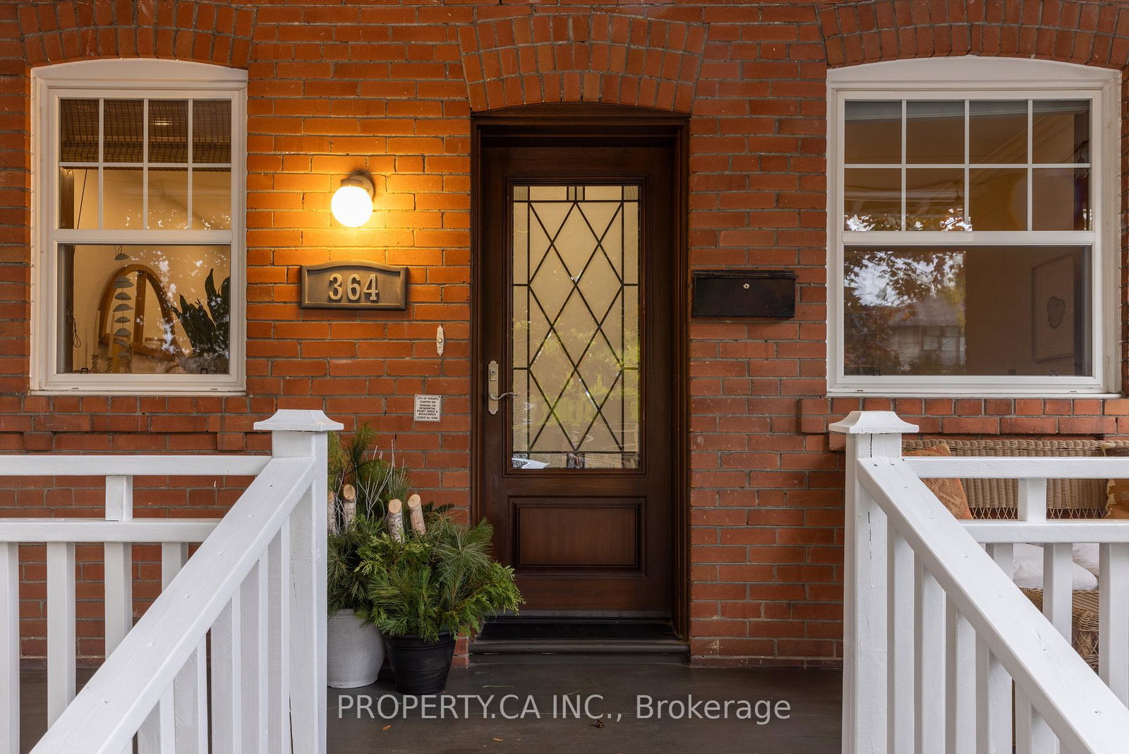 364-northcliffe-boulevard-toronto-ontario-c12506194