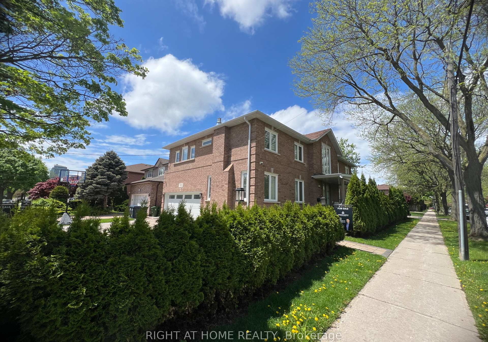152-holmes-avenue-north-york-ontario-c12506218