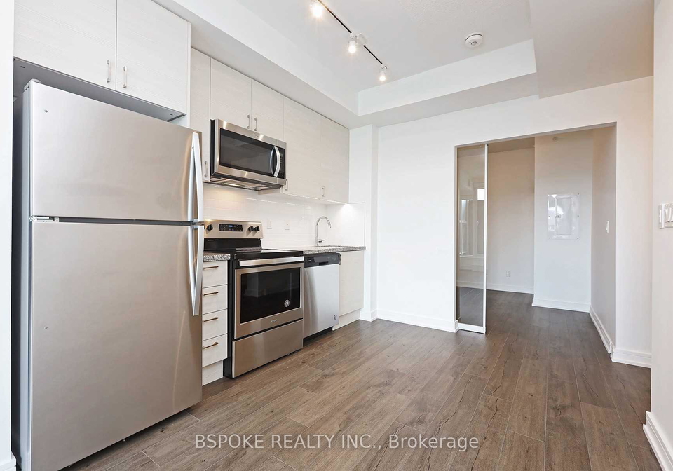 621-sheppard-avenue-e-north-york-ontario-c12506826