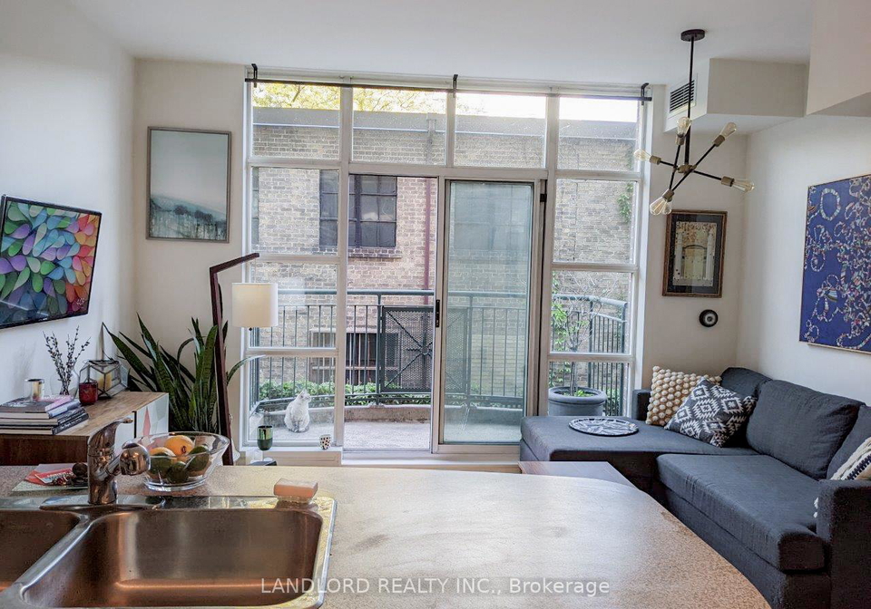 901-queen-street-w-toronto-ontario-c12507338