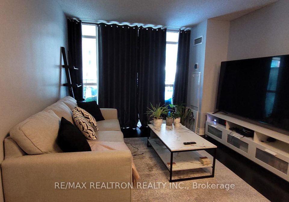 525-wilson-avenue-toronto-ontario-c12507582