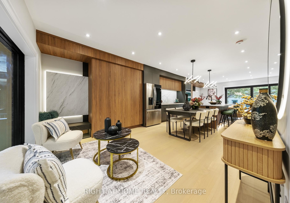 35-woburn-avenue-toronto-ontario-c12507606