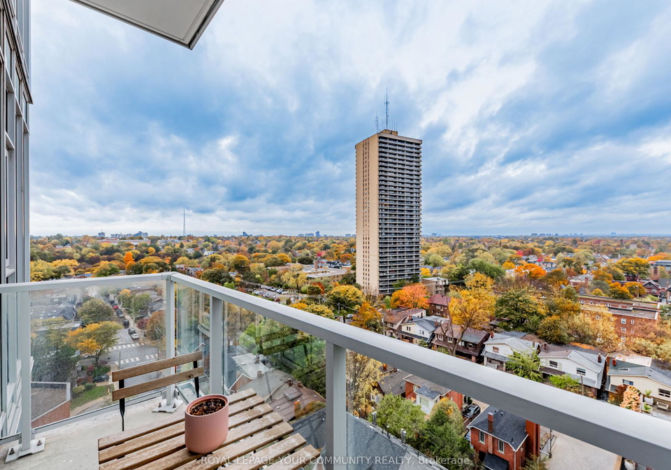 33-helendale-avenue-toronto-ontario-c12507614