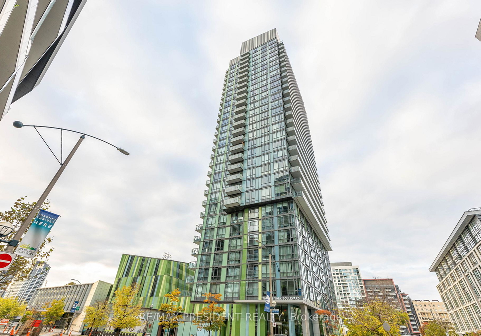 178-fort-york-boulevard-nw-toronto-ontario-c12507768