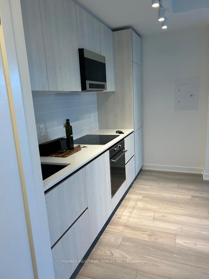 110-broadway-avenue-toronto-ontario-c12507878