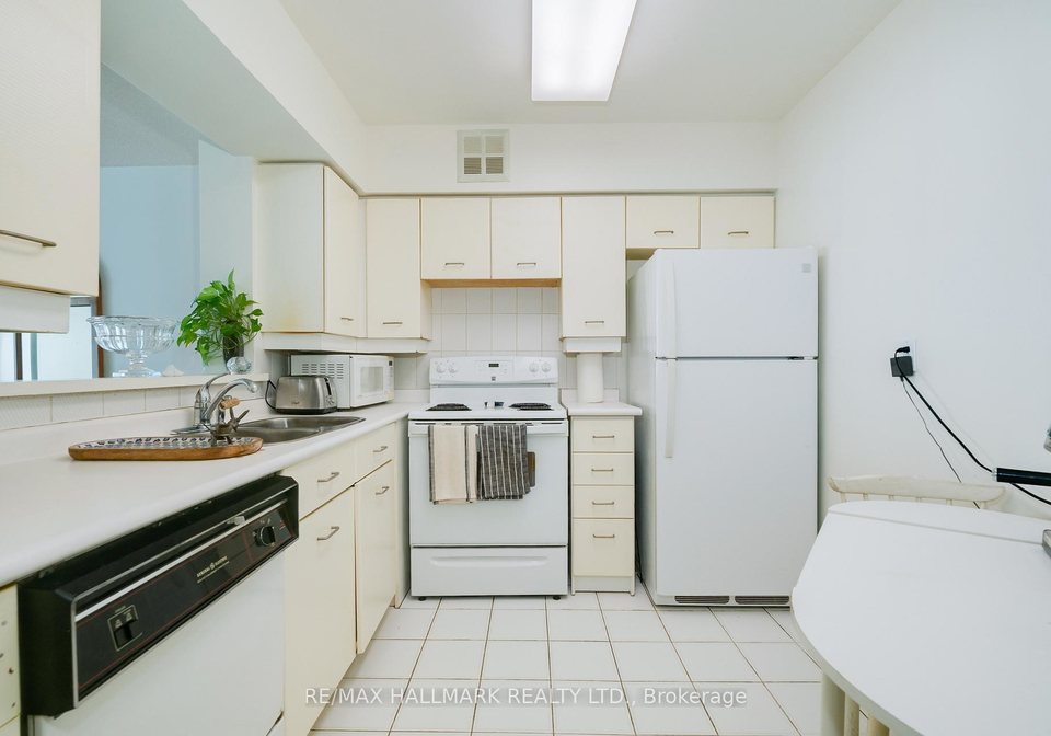 30-greenfield-avenue-north-york-ontario-c12508694