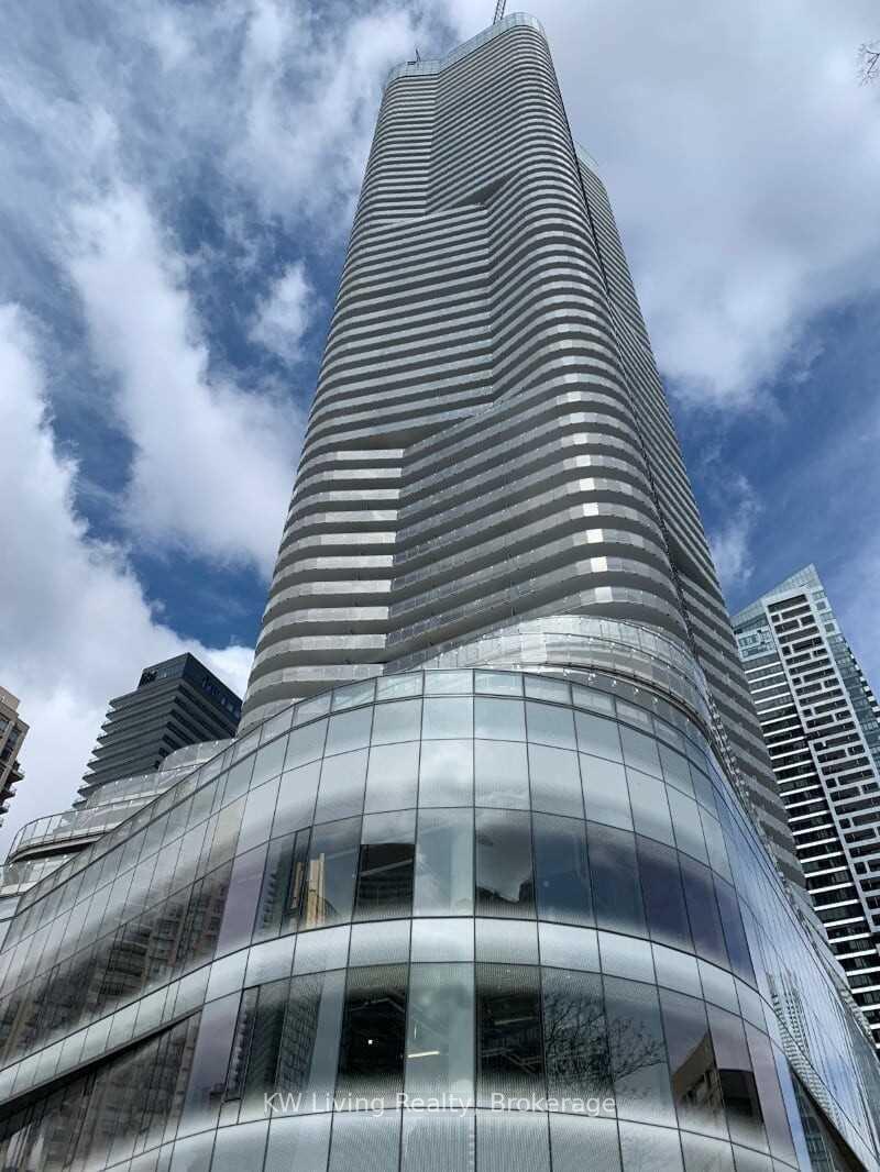 11-wellesley-street-w-toronto-ontario-c12509244