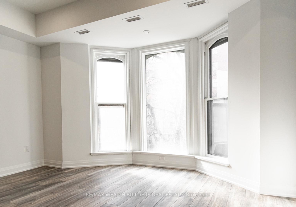 209-jarvis-street-toronto-ontario-c12509808