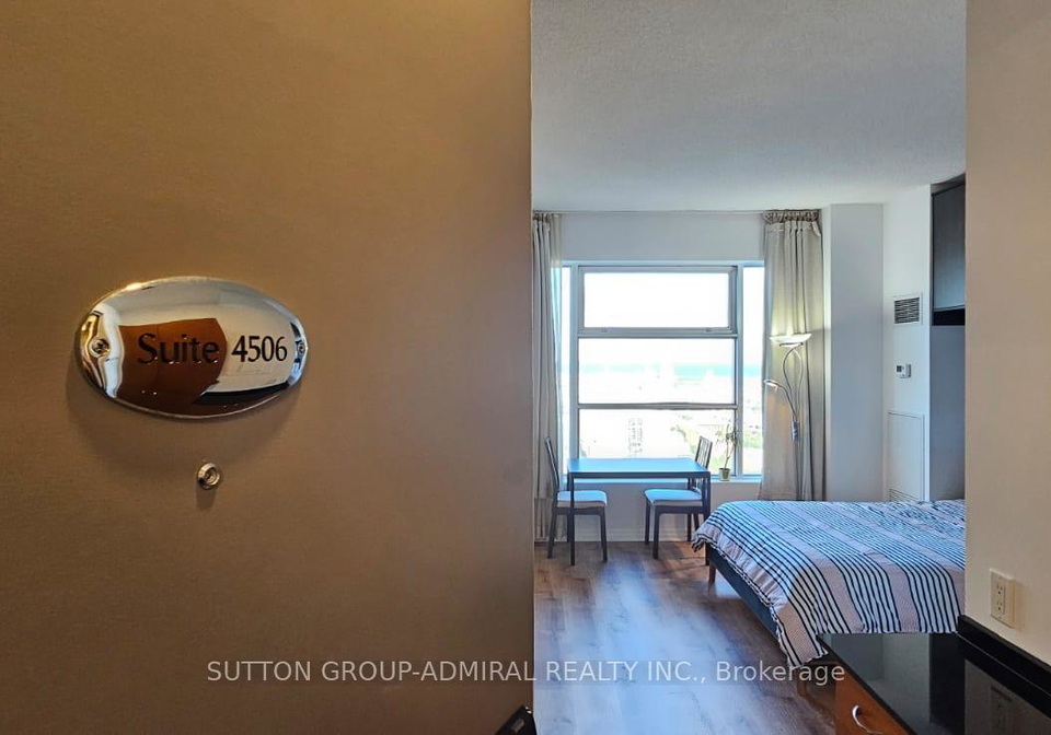 1-king-street-w-toronto-ontario-c12509814
