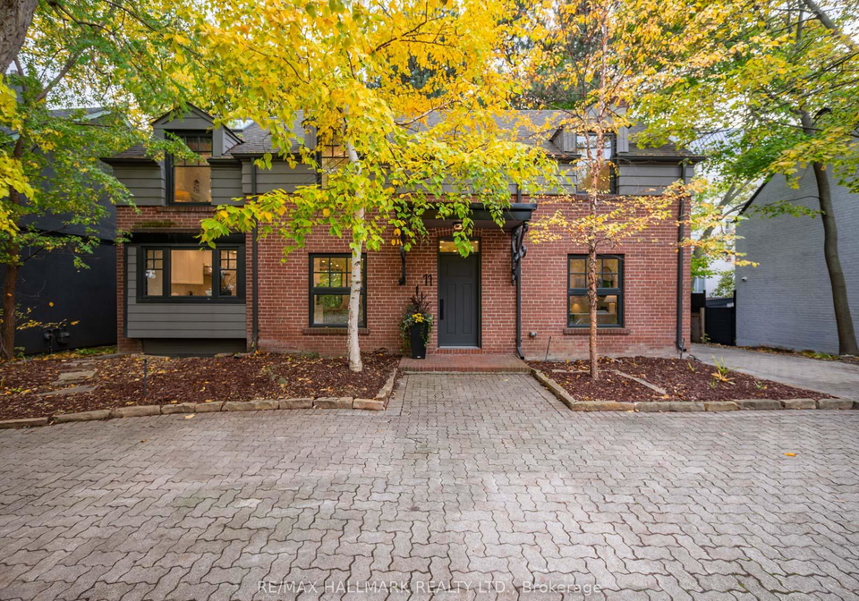 11-craig-crescent-east-york-ontario-c12510098