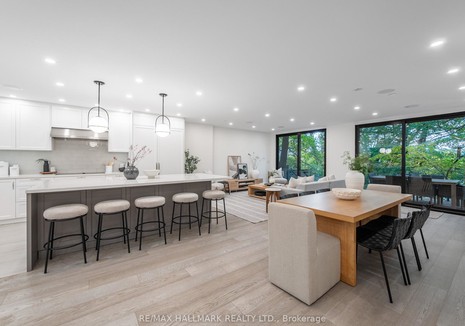 11-craig-crescent-east-york-ontario-c12510098