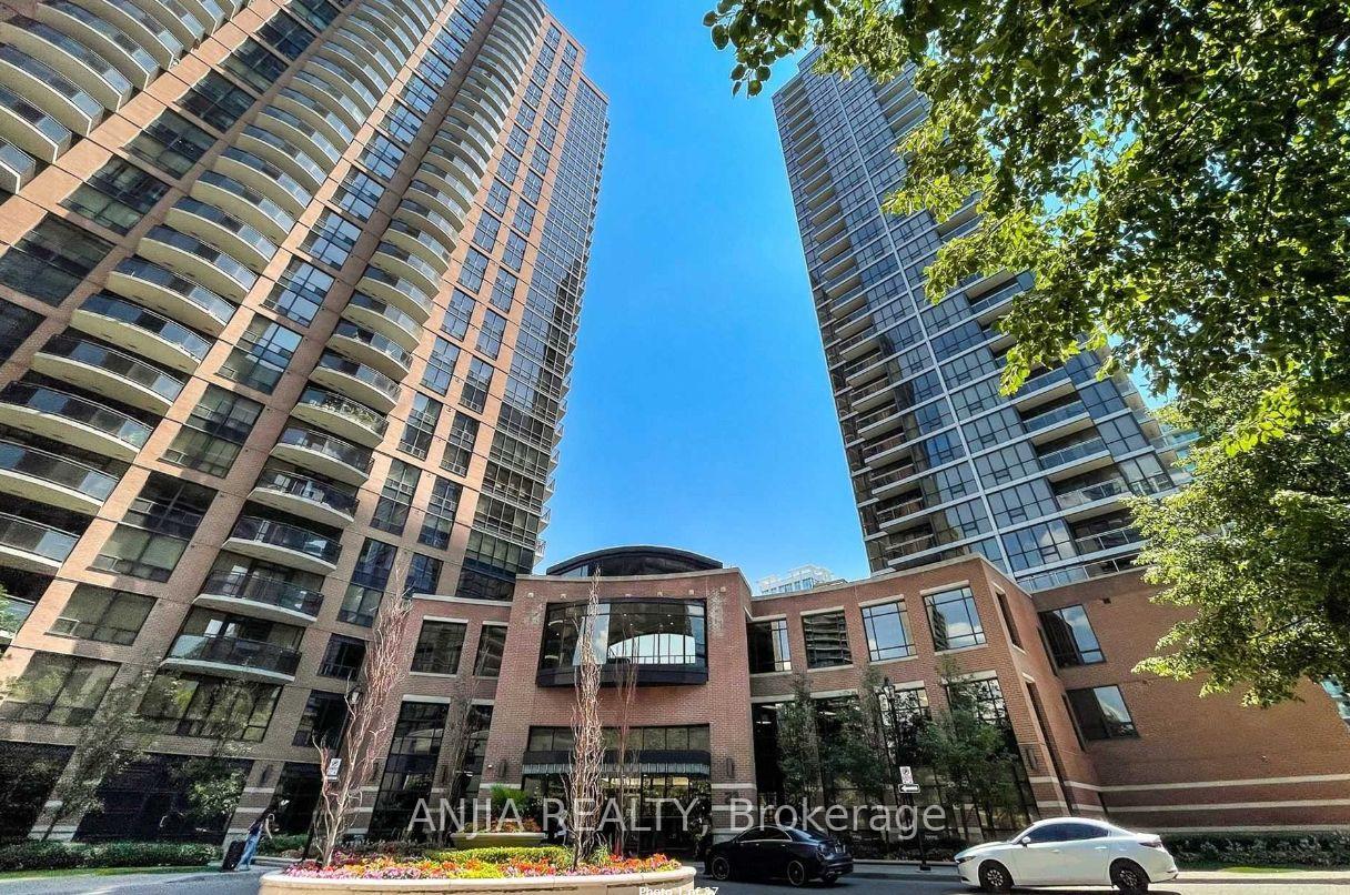 23-sheppard-avenue-e-north-york-ontario-c12510360