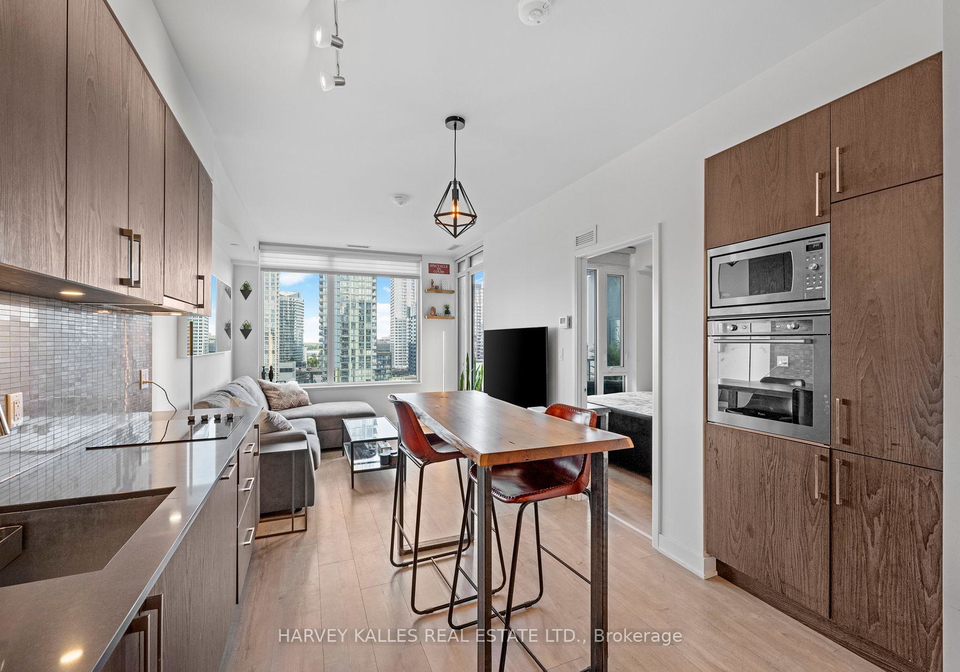 576-front-street-w-toronto-ontario-c12510432