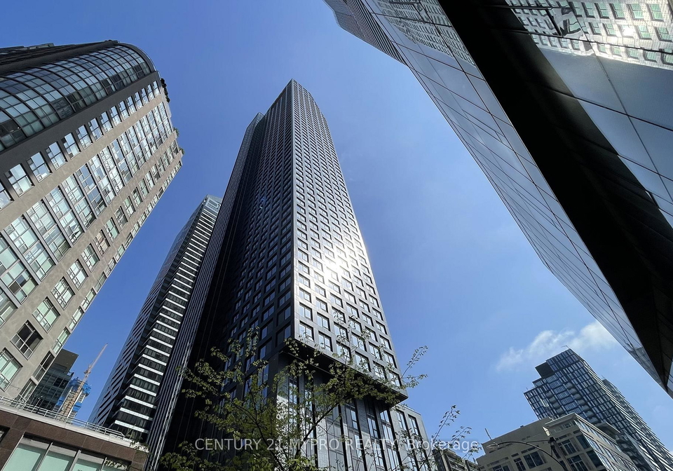 8-wellesley-street-w-toronto-ontario-c12510660
