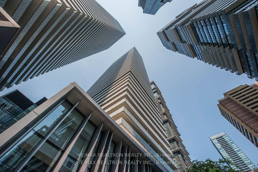 50-charles-street-e-toronto-ontario-c12510670