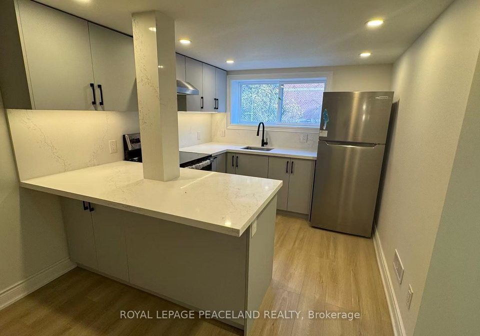 66-paperbirch-drive-north-york-ontario-c12510716