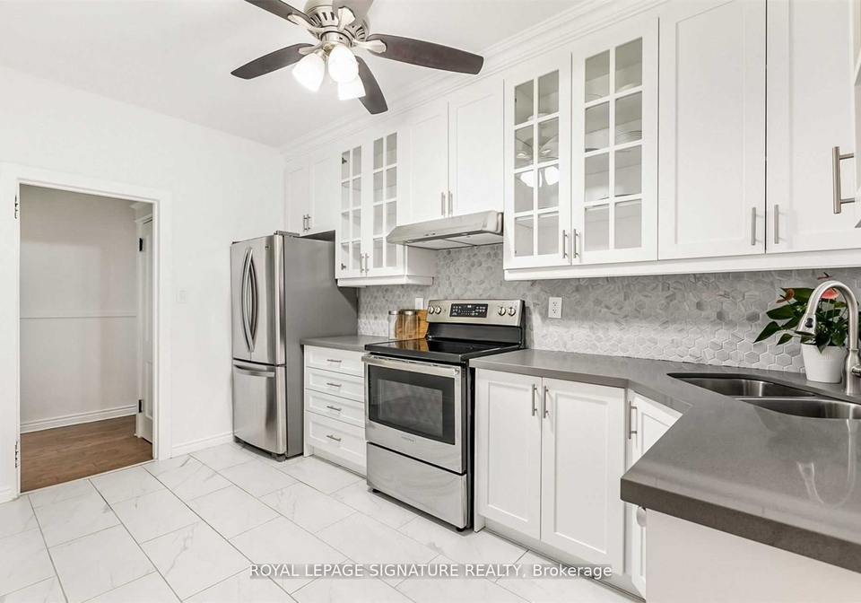 419-crawford-street-toronto-ontario-c12510822