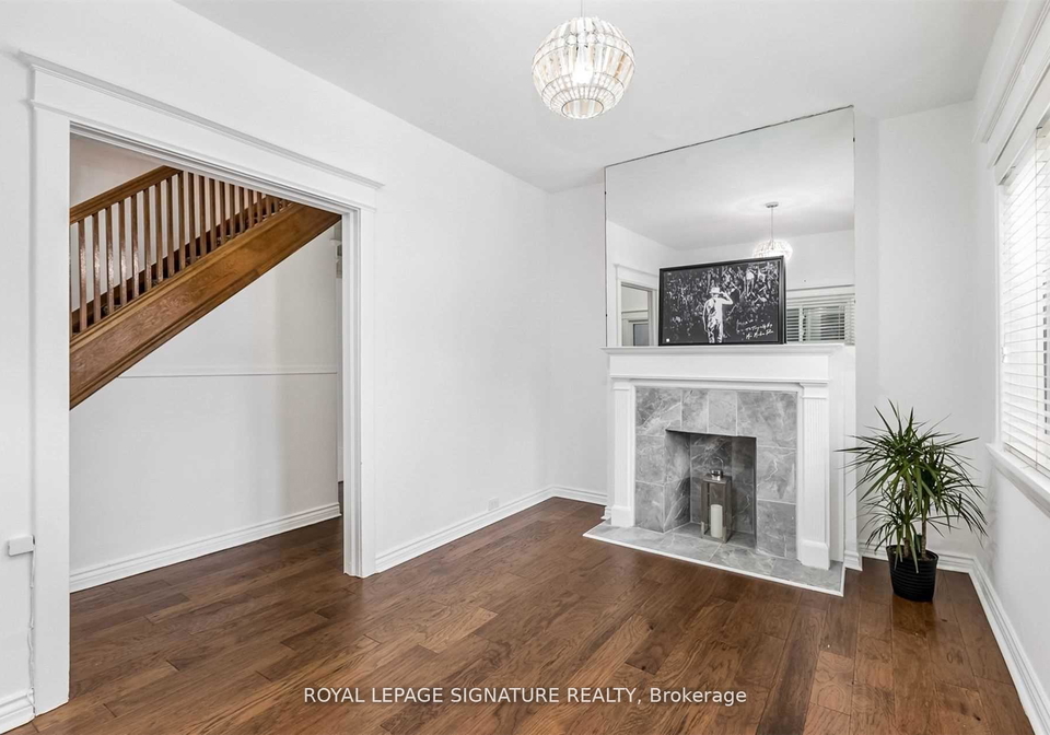 419-crawford-street-toronto-ontario-c12510822