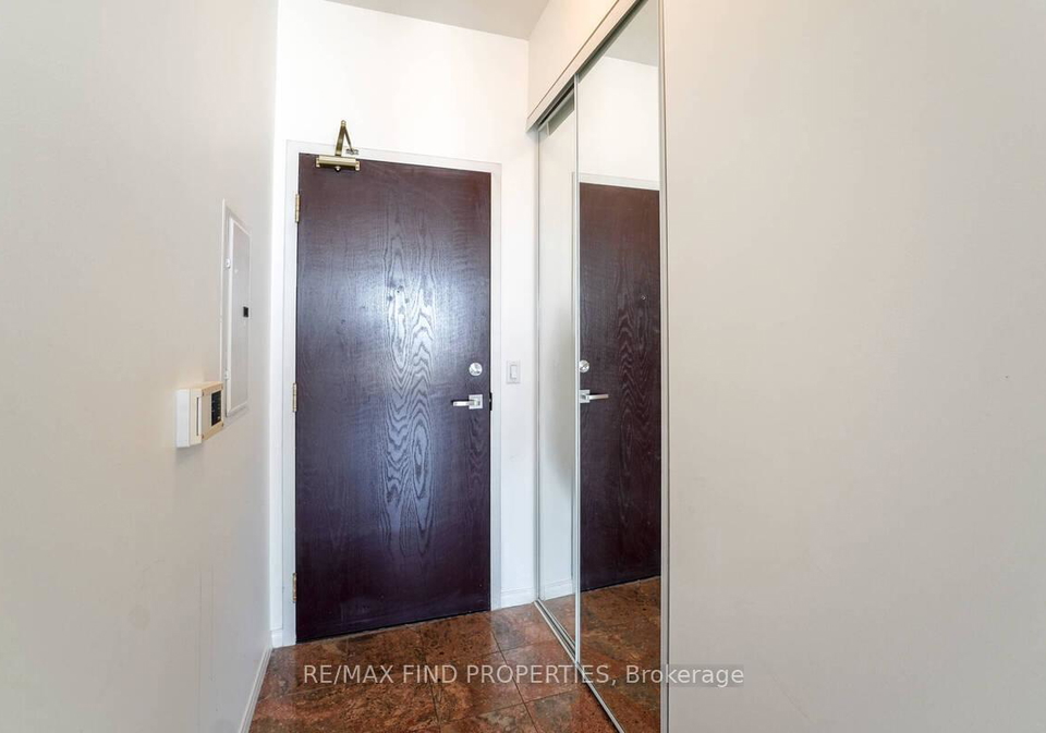 7-king-street-e-toronto-ontario-c12511234