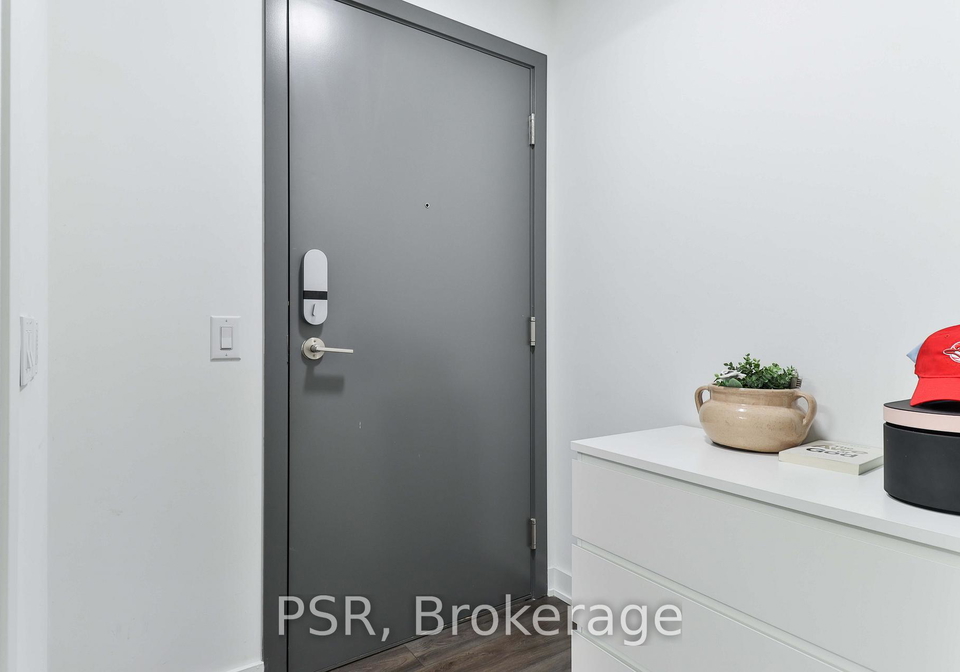 9-tecumseth-street-toronto-ontario-c12511364