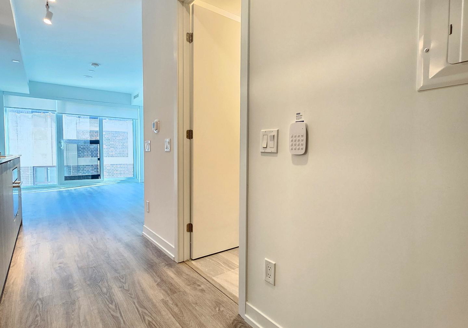 771-yonge-street-toronto-ontario-c12511644