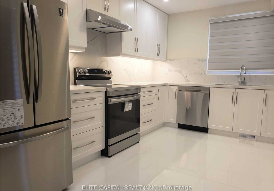 4-bards-walk-way-north-york-ontario-c12512084