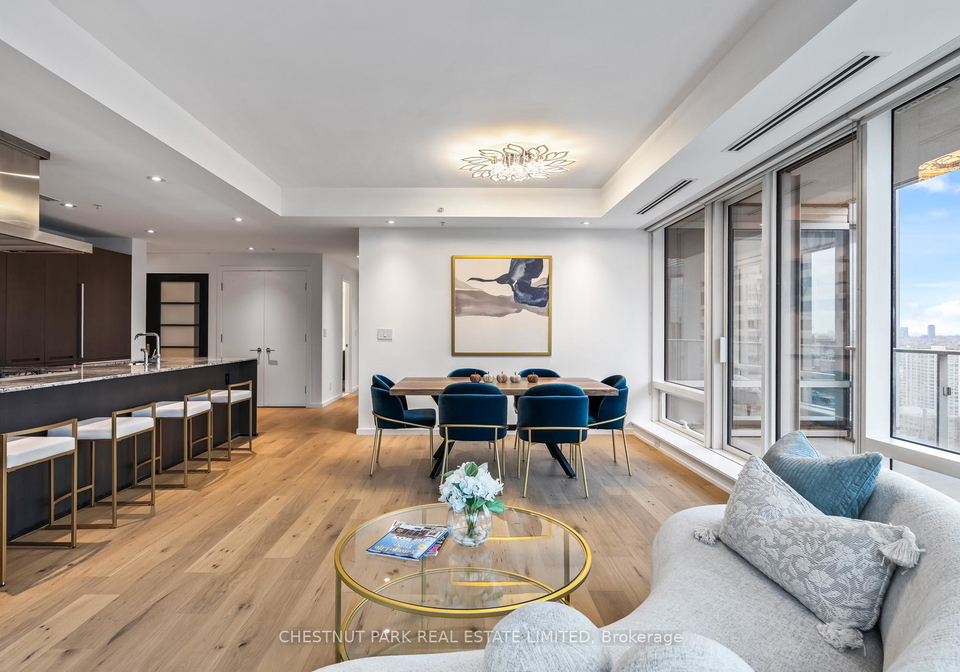 180-university-avenue-toronto-ontario-c12512362
