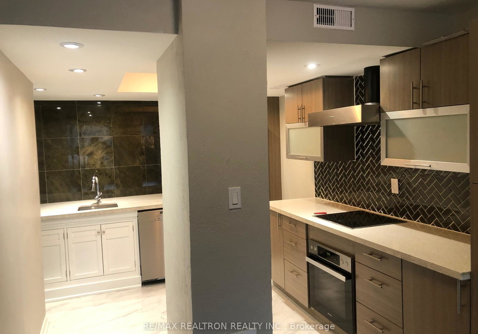 3900-yonge-street-toronto-ontario-c12512448
