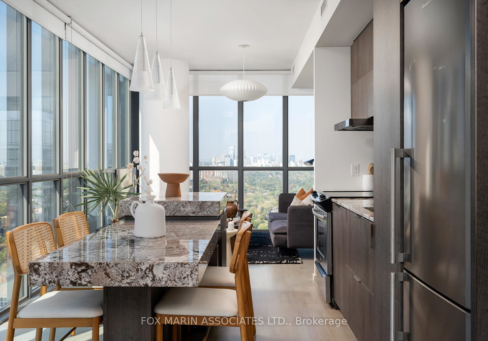 101-charles-street-e-toronto-ontario-c12513086