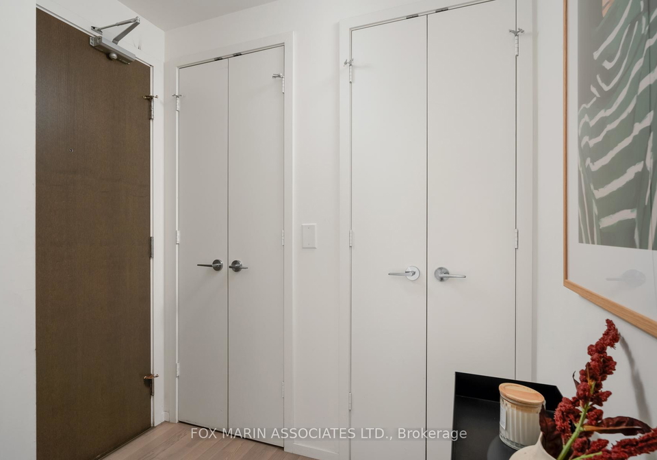 101-charles-street-e-toronto-ontario-c12513086